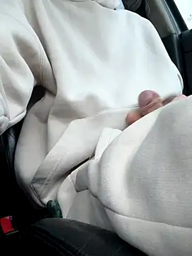 alexyourboy online show from November 26, 2025, 2:29 pm