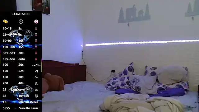 Snapshot of cuple_hoot_ chatting on October 3, 2025, 9:56 pm cuple hoot  online show from October 3, 2025, 9:56 pm