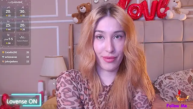 Snapshot of SerenaBennet chatting on February 25, 2025, 8:30 pm SerenaBennet online show from February 25, 2025, 8:30 pm