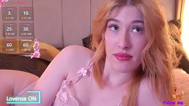 Snapshot of SerenaBennet chatting on March 18, 2025, 8:48 pm SerenaBennet online show from March 18, 2025, 8:48 pm