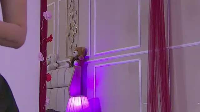 Snapshot of SerenaBennet chatting on March 31, 2026, 11:10 am SerenaBennet online show from March 31, 2026, 11:10 am