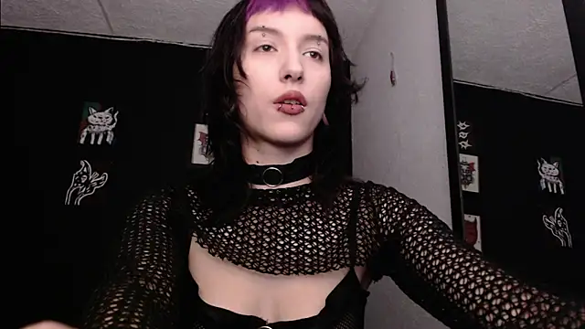 Snapshot of niakat_ chatting on December 9, 2024, 11:56 pm niakat online show from December 9, 2024, 11:56 pm