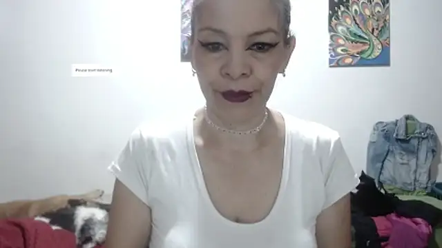 electra-mommy online show from March 11, 2026, 1:39 pm