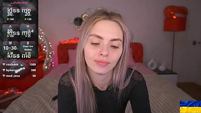 Snapshot of ChloeBrightt chatting on March 19, 2025, 3:09 am ChloeBrightt online show from March 19, 2025, 3:09 am