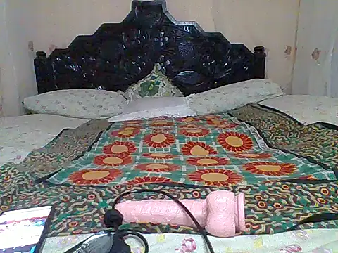 sweetymummy online show from March 7, 2026, 2:25 pm