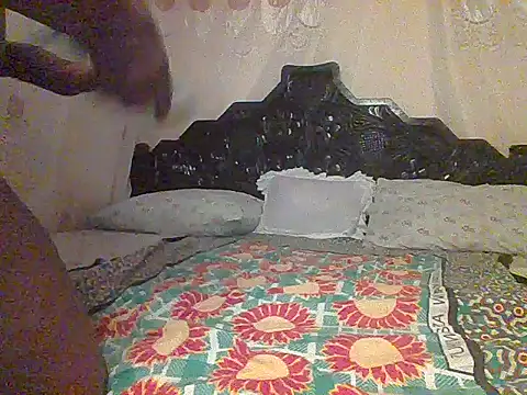 sweetymummy online show from March 13, 2026, 9:16 am