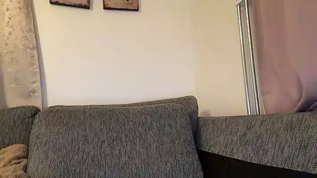 cumwithmee3 online show from March 17, 2025, 10:06 pm