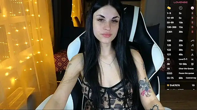 Snapshot of Mary___Moore chatting on November 7, 2025, 6:41 pm Mary Moore online show from November 7, 2025, 6:41 pm