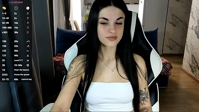 Snapshot of Mary___Moore chatting on November 8, 2025, 7:52 am Mary Moore online show from November 8, 2025, 7:52 am