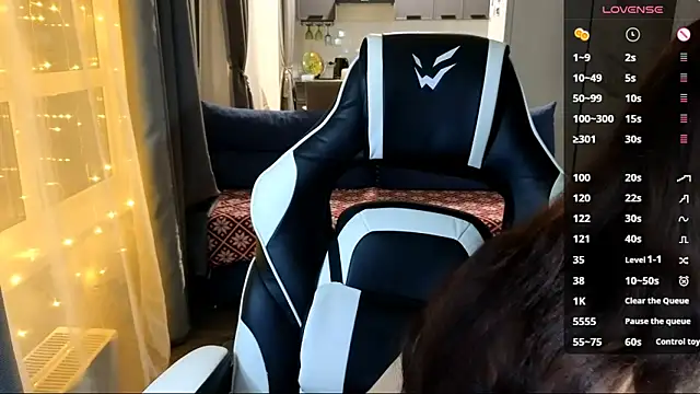 Snapshot of Mary___Moore chatting on November 13, 2025, 11:42 am Mary Moore online show from November 13, 2025, 11:42 am