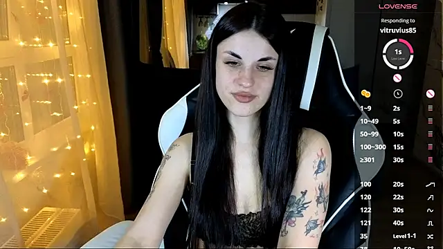 Snapshot of Mary___Moore chatting on November 23, 2025, 1:00 pm Mary Moore online show from November 23, 2025, 1:00 pm