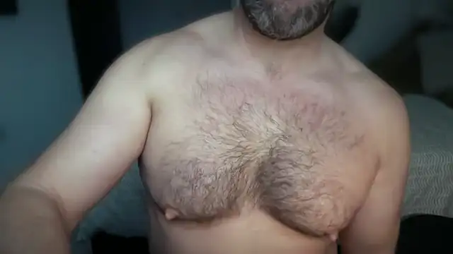 Snapshot of Mr_Beef chatting on December 18, 2025, 1:17 pm Mr Beef online show from December 18, 2025, 1:17 pm