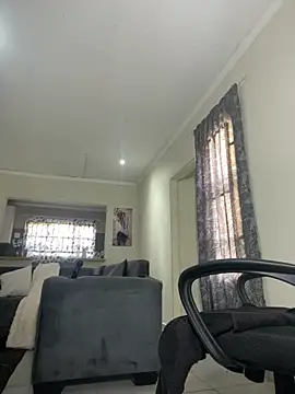 Snapshot of Bootyfulbarbiie chatting on March 23, 2025, 7:09 am Bootyfulbarbiie online show from March 23, 2025, 7:09 am