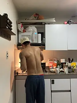 Snapshot of Rafa_garcia28 chatting on March 2, 2026, 8:32 am Rafa garcia28 online show from March 2, 2026, 8:32 am