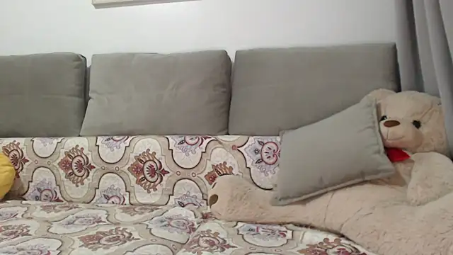 Snapshot of _JustmeHere_ chatting on November 3, 2025, 8:43 pm JustmeHere online show from November 3, 2025, 8:43 pm