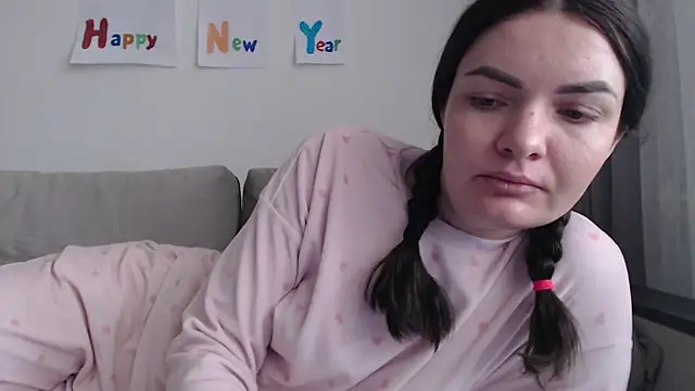  JustmeHere  online show from February 12, 2026, 7:03 am