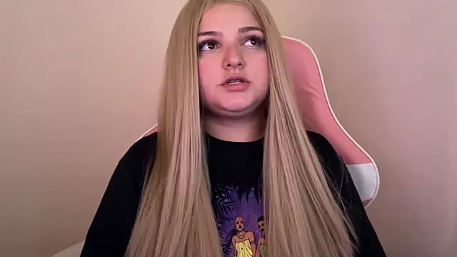 SweetPaige  online show from February 6, 2025, 3:52 pm