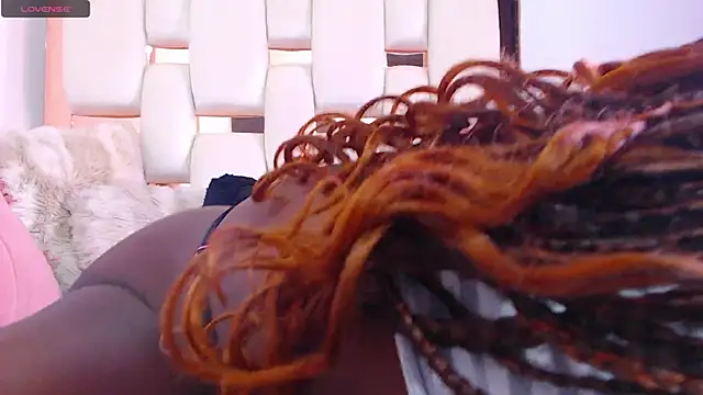 Snapshot of ItsVenuss chatting on November 10, 2025, 6:07 pm ItsVenuss online show from November 10, 2025, 6:07 pm