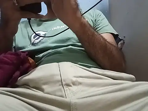 cuckhair online show from June 9, 2026, 4:40 pm