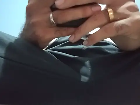 cuckhair online show from July 11, 2026, 4:32 pm