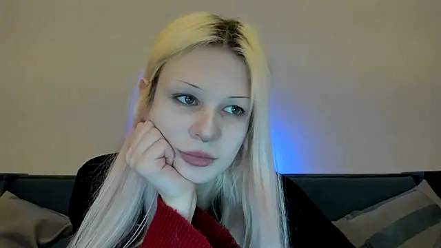 Snapshot of sashakiss99 chatting on December 22, 2024, 1:33 pm sashakiss99 online show from December 22, 2024, 1:33 pm