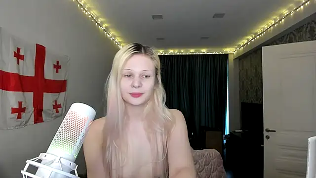 Snapshot of sashakiss99 chatting on February 4, 2025, 8:46 am sashakiss99 online show from February 4, 2025, 8:46 am