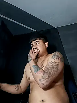 Snapshot of DickMasterfindom chatting on November 24, 2025, 11:26 pm DickMasterfindom online show from November 24, 2025, 11:26 pm