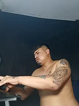 Snapshot of DickMasterfindom chatting on November 30, 2025, 8:51 am DickMasterfindom online show from November 30, 2025, 8:51 am