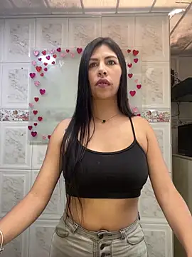 Alanna atm  online show from February 17, 2025, 4:26 pm