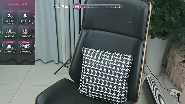 Snapshot of _YouY_ chatting on January 17, 2025, 10:55 am YouY online show from January 17, 2025, 10:55 am