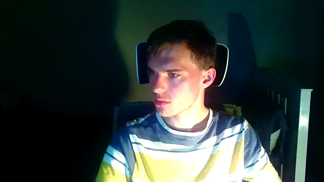 bluegaze6 online show from November 27, 2025, 11:56 am