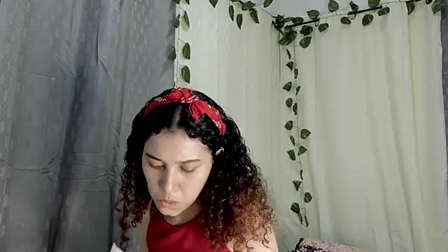 Snapshot of gabriela_duarte1 chatting on November 16, 2025, 6:41 am gabriela duarte1 online show from November 16, 2025, 6:41 am