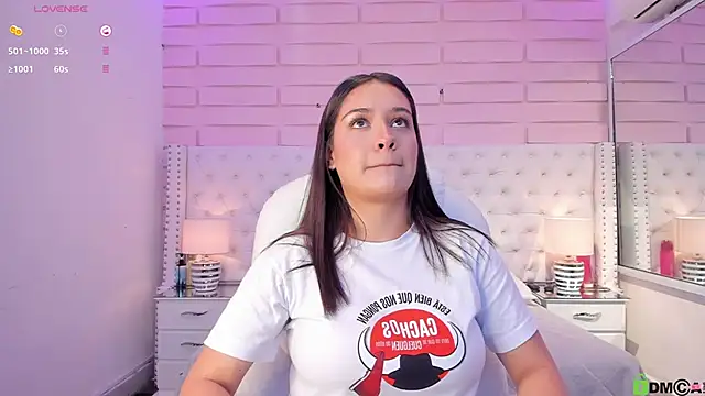 Snapshot of Yaaky_ chatting on January 13, 2025, 3:58 pm Yaaky online show from January 13, 2025, 3:58 pm