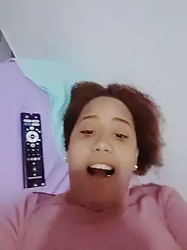 Snapshot of zandra_kiman chatting on January 11, 2026, 5:34 am zandra kiman online show from January 11, 2026, 5:34 am