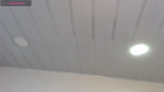 candy lux  online show from June 17, 2026, 6:42 pm