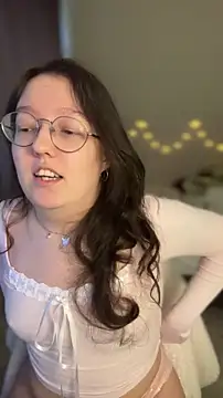 Snapshot of emigooflordXD chatting on March 15, 2026, 1:28 pm emigooflordXD online show from March 15, 2026, 1:28 pm