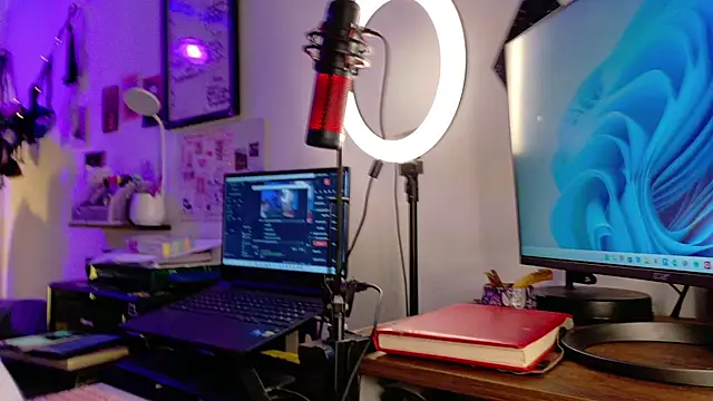 Snapshot of mollyshake1 chatting on March 10, 2026, 7:02 am mollyshake1 online show from March 10, 2026, 7:02 am