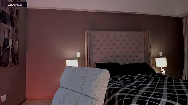 vangie  online show from October 5, 2025, 12:31 am