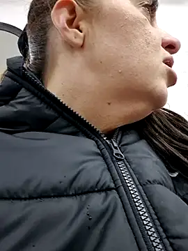 Snapshot of AvaLloyd chatting on February 15, 2025, 9:05 am AvaLloyd online show from February 15, 2025, 9:05 am