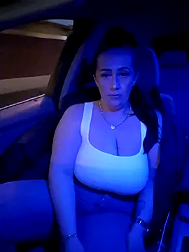 Snapshot of AvaLloyd chatting on February 15, 2025, 4:01 pm AvaLloyd online show from February 15, 2025, 4:01 pm