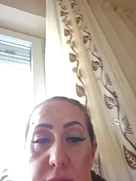 Snapshot of AvaLloyd chatting on February 26, 2025, 12:47 pm AvaLloyd online show from February 26, 2025, 12:47 pm