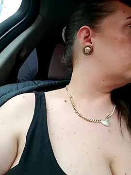 Snapshot of AvaLloyd chatting on February 28, 2025, 3:26 pm AvaLloyd online show from February 28, 2025, 3:26 pm