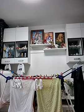 Snapshot of AvaLloyd chatting on March 2, 2025, 7:32 am AvaLloyd online show from March 2, 2025, 7:32 am