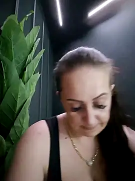 Snapshot of AvaLloyd chatting on March 3, 2025, 3:30 am AvaLloyd online show from March 3, 2025, 3:30 am