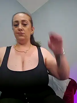 Snapshot of AvaLloyd chatting on March 12, 2025, 3:46 am AvaLloyd online show from March 12, 2025, 3:46 am