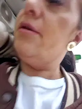 Snapshot of AvaLloyd chatting on March 17, 2025, 3:18 pm AvaLloyd online show from March 17, 2025, 3:18 pm