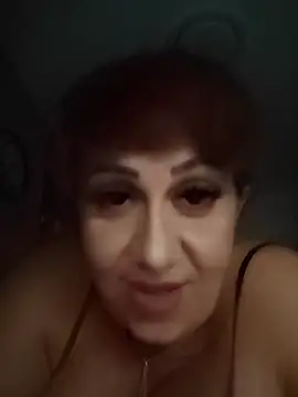 Snapshot of AvaLloyd chatting on October 25, 2025, 3:07 pm AvaLloyd online show from October 25, 2025, 3:07 pm