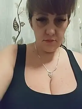 Snapshot of AvaLloyd chatting on December 3, 2025, 2:08 am AvaLloyd online show from December 3, 2025, 2:08 am