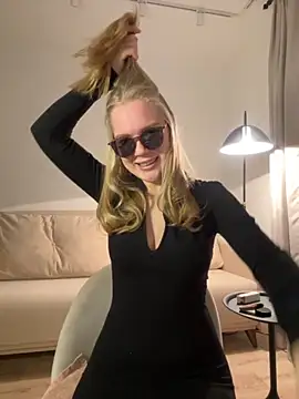 Little Forest ELF online show from October 15, 2025, 1:11 pm