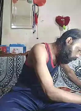 BadBoySmoker7070 online show from September 28, 2025, 7:19 pm